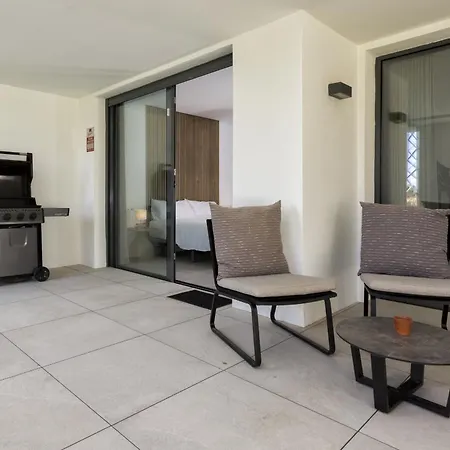 Vakantiehuis Zoey - Pool, Gym, Terrace & Golf *